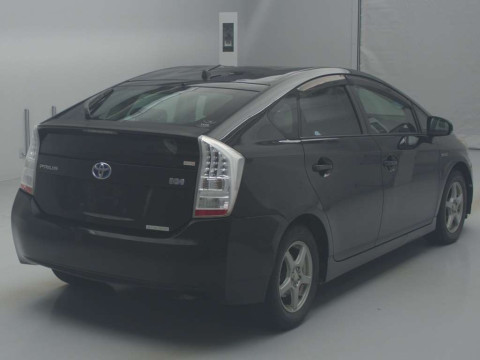 2009 Toyota Prius ZVW30[1]