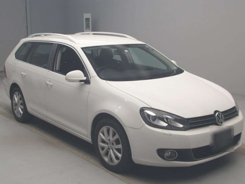 2013 Volkswagen Golf Variant 1KCTH[2]