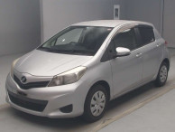 2013 Toyota Vitz