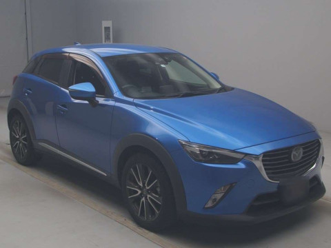 2015 Mazda CX-3 DK5FW[2]