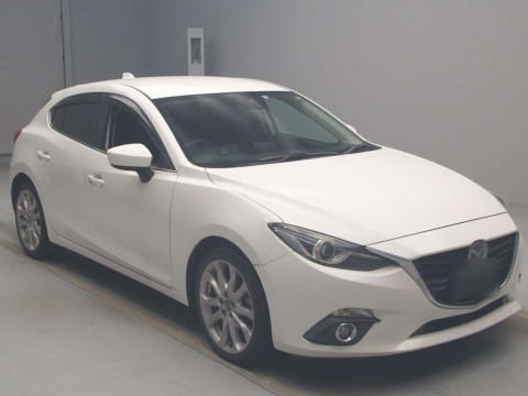 2013 Mazda Axela Sport BMEFS[2]