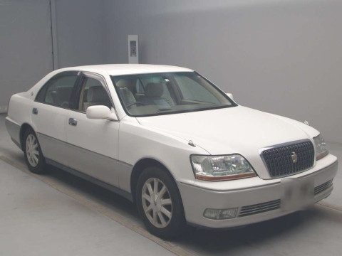 2002 Toyota Crown Majesta UZS171[2]