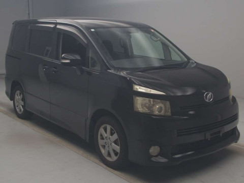 2008 Toyota Voxy ZRR70W[2]