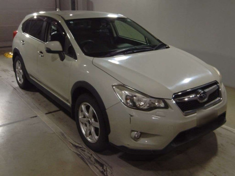 2014 Subaru XV GP7[2]