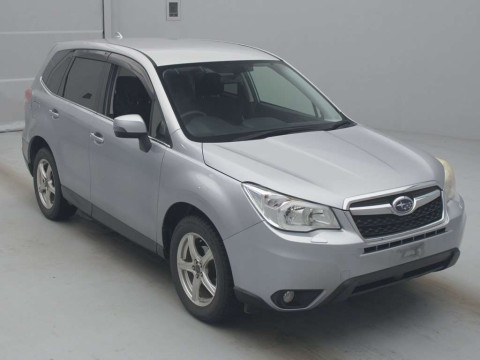 2014 Subaru Forester SJ5[2]