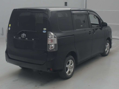 2007 Toyota Voxy ZRR75G[1]