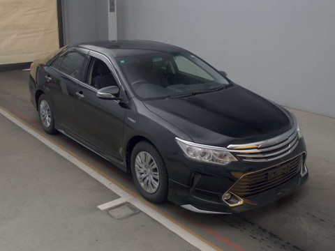 2014 Toyota Camry AVV50[2]