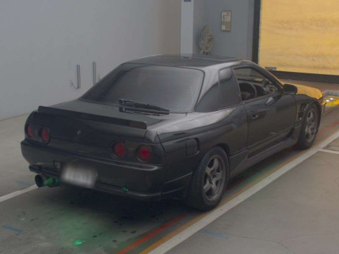 1992 Nissan Skyline HCR32[1]