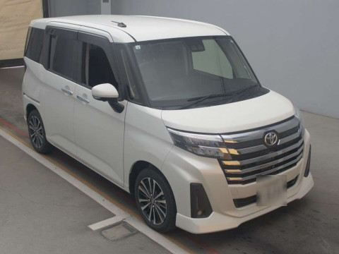 2020 Toyota Roomy M900A[2]