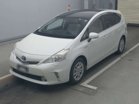 2012 Toyota Prius alpha ZVW41W[0]