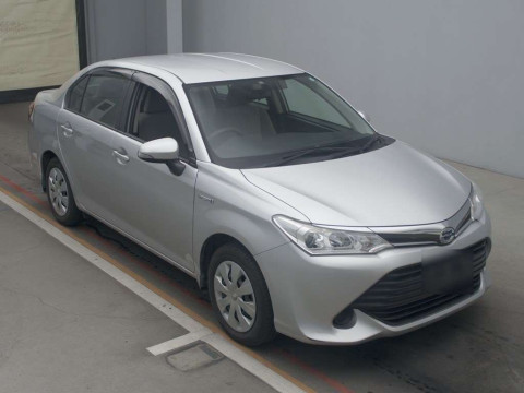 2016 Toyota Corolla Axio NKE165[2]