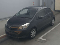 2013 Toyota Vitz