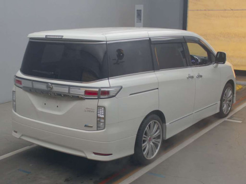 2012 Nissan Elgrand TE52[1]