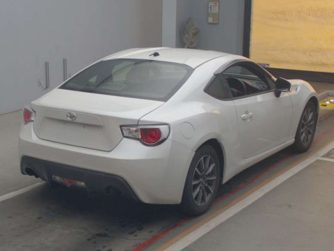 2013 Toyota 86 ZN6[1]