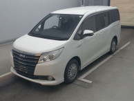 2014 Toyota Noah