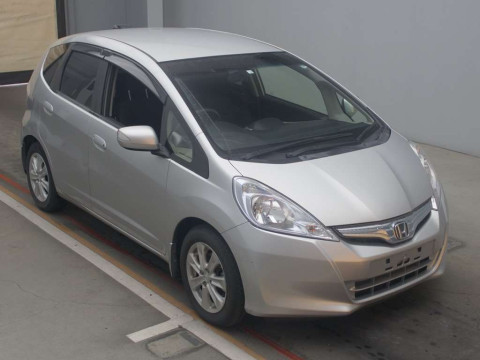 2012 Honda Fit Hybrid GP1[2]