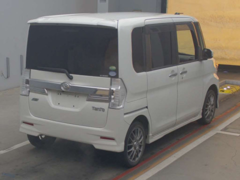 2013 Daihatsu Tanto LA600S[1]