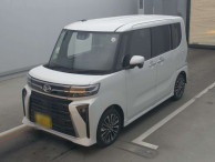 2023 Daihatsu Tanto Custom