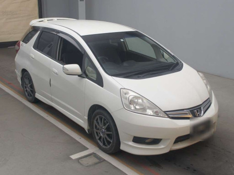 2011 Honda Fit Shuttle GG7[2]