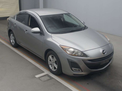 2010 Mazda Axela BLEFP[2]