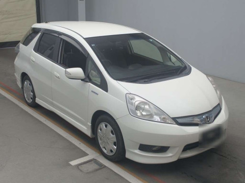 2012 Honda Fit Shuttle Hybrid GP2[2]