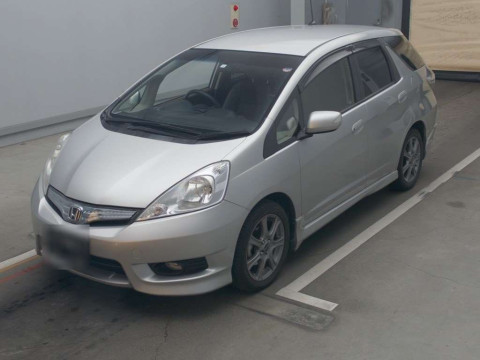 2012 Honda Fit Shuttle Hybrid GP2[0]