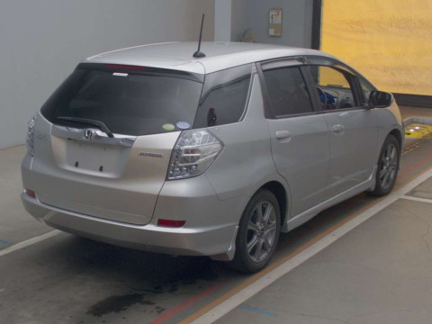 2012 Honda Fit Shuttle Hybrid GP2[1]