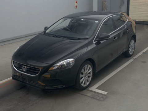 2016 Volvo V40 MB4154T[0]