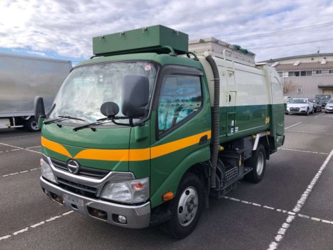 2015 Hino DUTRO XZU600X[0]