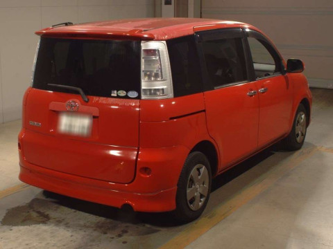 2011 Toyota Sienta NCP81G[1]