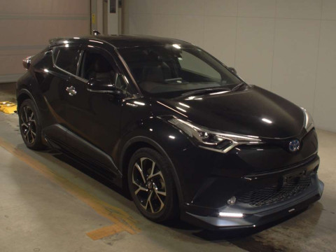 2018 Toyota C-HR ZYX10[2]