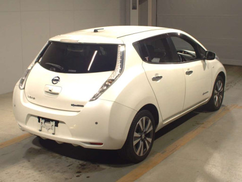 2017 Nissan Leaf AZE0[1]