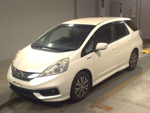 2013 Honda Fit Shuttle Hybrid GP2[0]