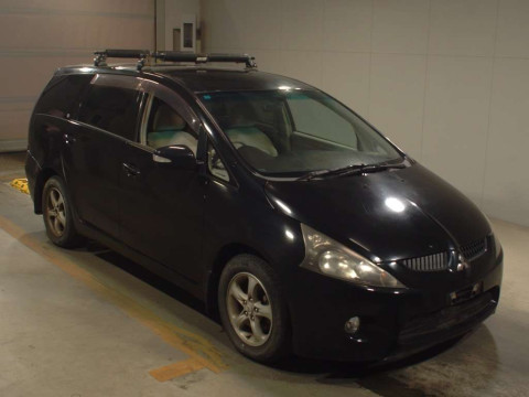 2003 Mitsubishi Grandis NA4W[2]