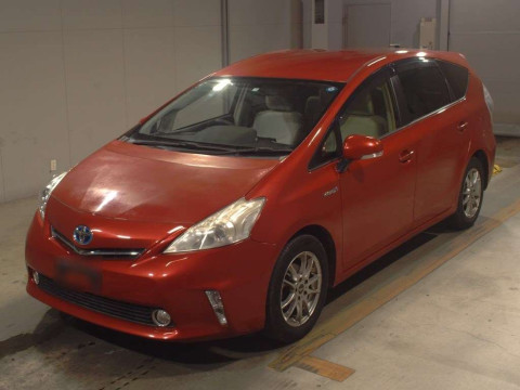 2011 Toyota Prius alpha ZVW41W[0]