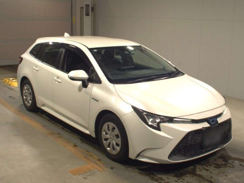 2019 Toyota Corolla Touring Wagon ZWE211W[2]