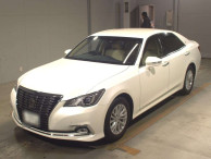 2017 Toyota Crown