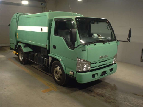 2013 Isuzu Elf Truck NKR85YN[2]