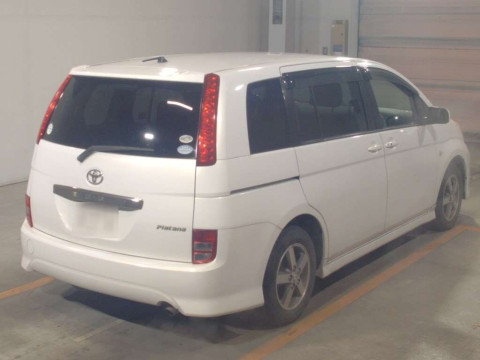 2006 Toyota Isis ZNM10W[1]