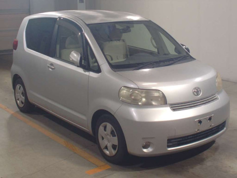 2008 Toyota Porte NNP10[2]