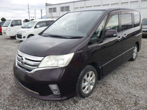 2011 Nissan Serena FC26[0]