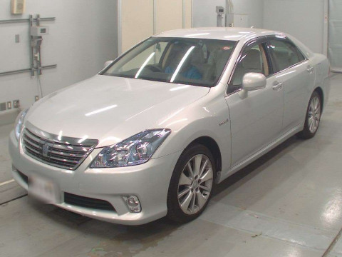 2010 Toyota Crown Hybrid GWS204[0]