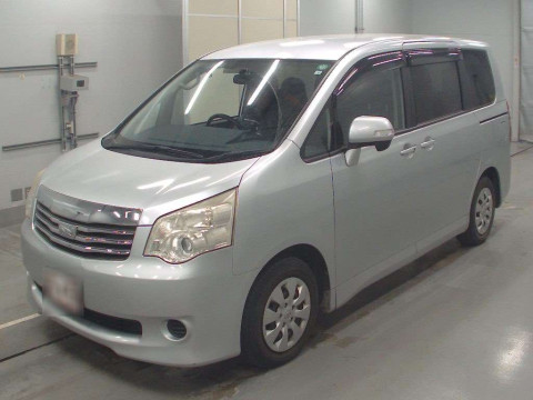 2012 Toyota Noah ZRR70G[0]