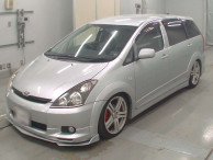 2004 Toyota Wish