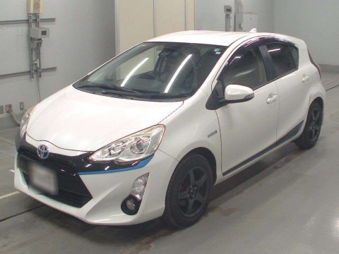 2016 Toyota Aqua NHP10[0]