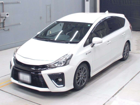 2015 Toyota Prius alpha ZVW40W[0]