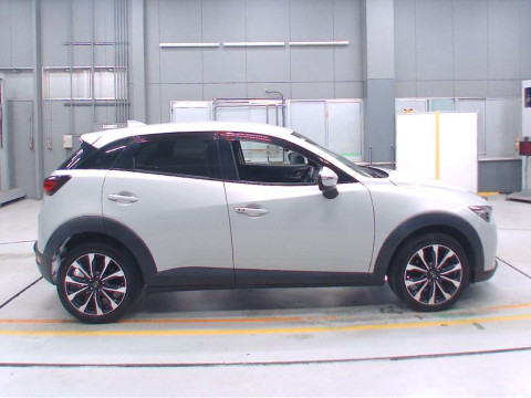 2018 Mazda CX-3 DK8AW[2]