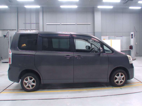 2008 Toyota Noah ZRR75G[2]