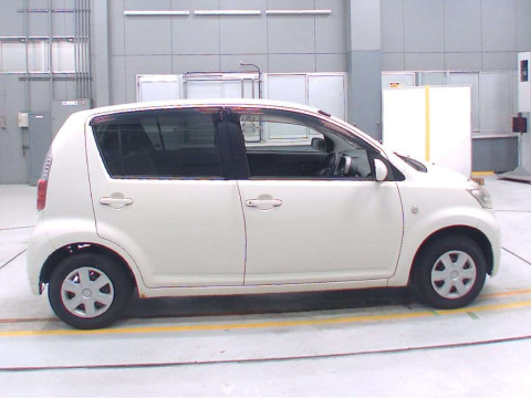 2009 Toyota Passo KGC10[2]