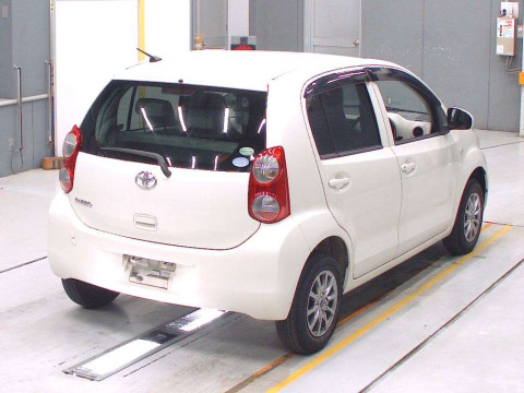 2014 Toyota Passo KGC30[1]